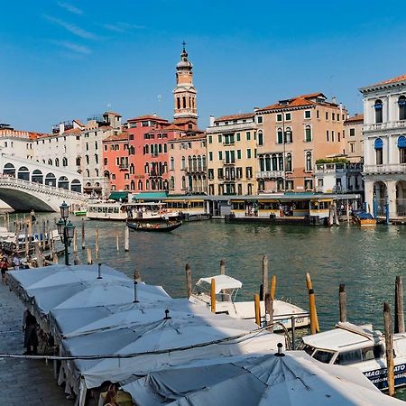 Ca' Fornoni Grand Canal Venetië Buitenkant foto