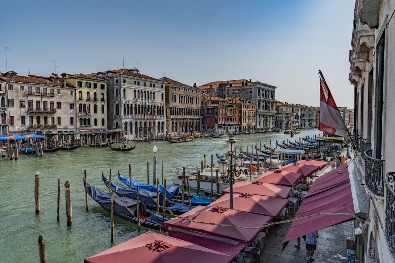 Ca' Fornoni Grand Canal Venetië Buitenkant foto
